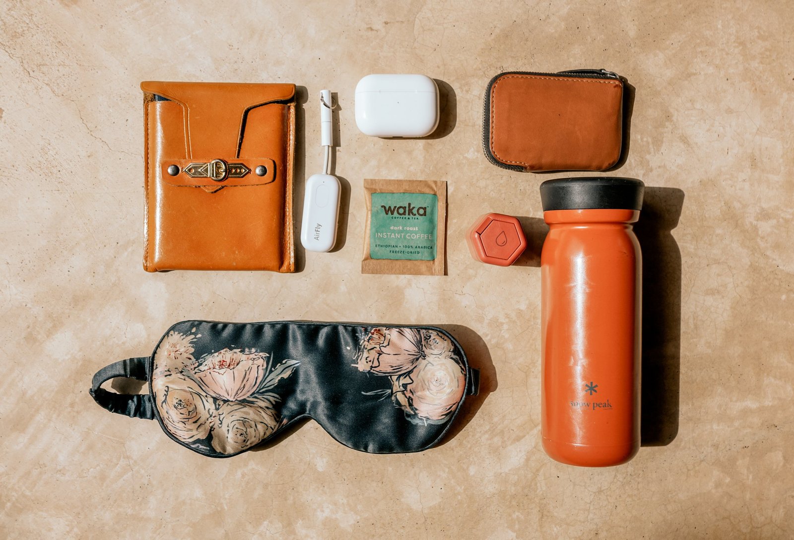 9-Best-Travel-Accessories-You-Shouldn’t-Miss